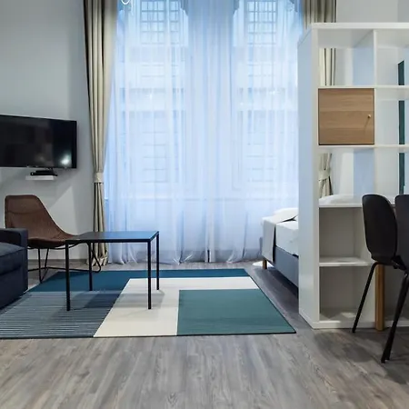 Bpr Downtown Gemstone * Budapešť