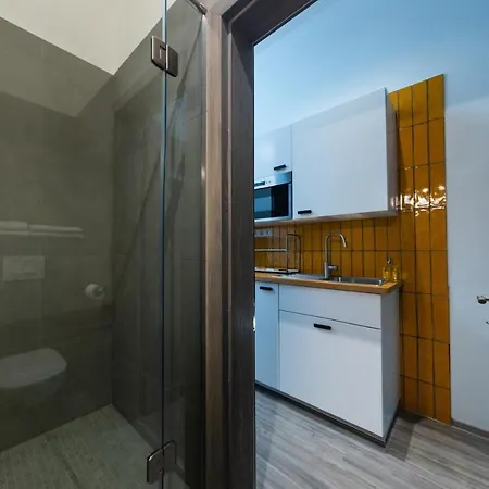 Bpr Downtown Gemstone * Budapešť