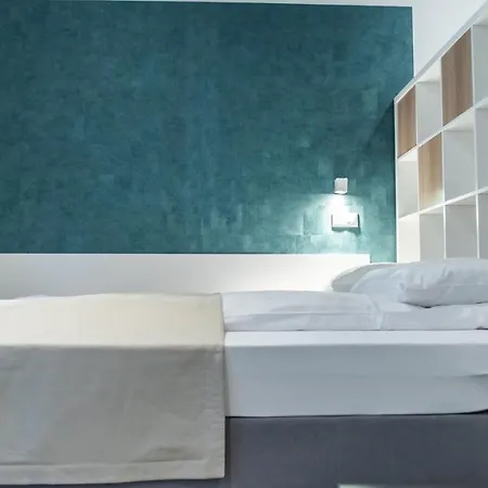 Bpr Downtown Gemstone * Budapešť