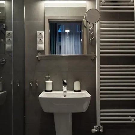 Bpr Downtown Gemstone Apartmán *