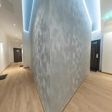 Bpr Downtown Gemstone * Budapešť