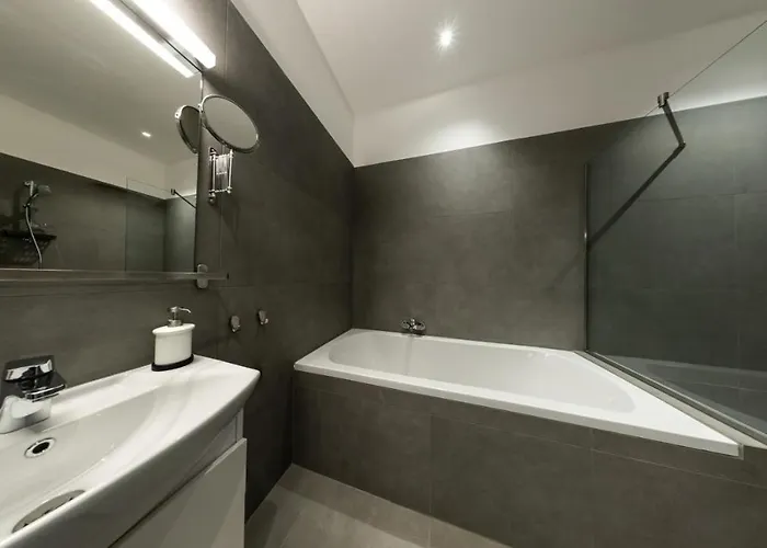 Bpr Downtown Gemstone Apartment Budapest