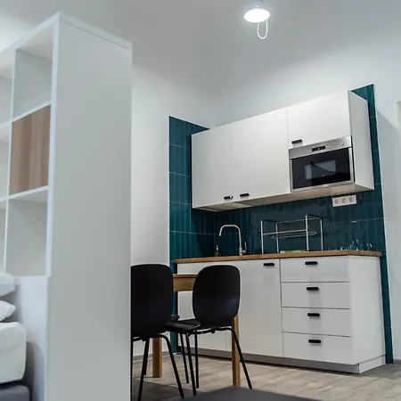 Bpr Downtown Gemstone