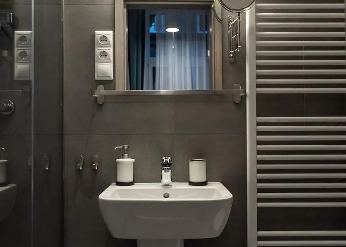 Bpr Downtown Gemstone Apartman *