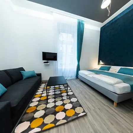 Bpr Downtown Gemstone Будапешт